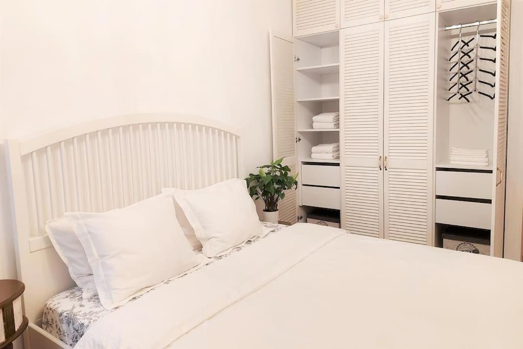 Cosy Boutique 61 Sqm Apartment - Private Parking - Ten Blocks Residence Bucarest Extérieur photo