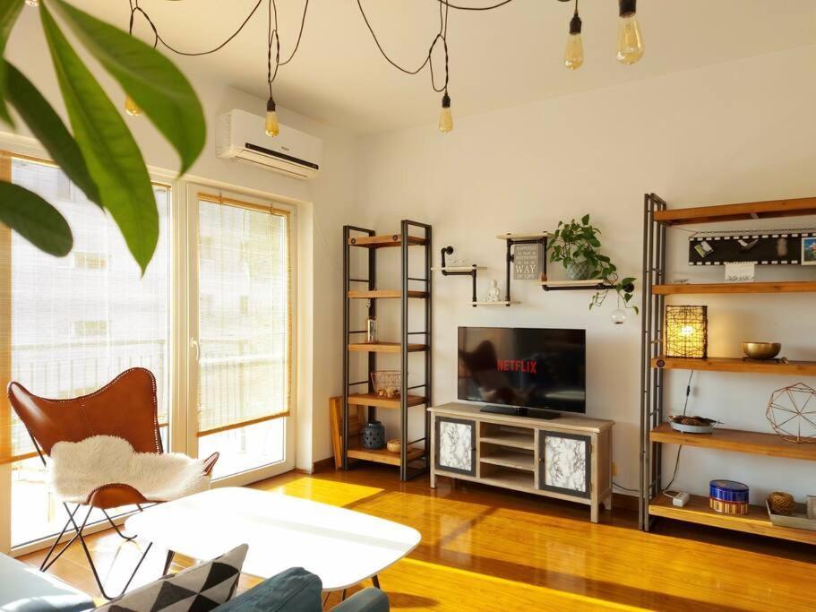 Cosy Boutique 61 Sqm Apartment - Private Parking - Ten Blocks Residence Bucarest Extérieur photo