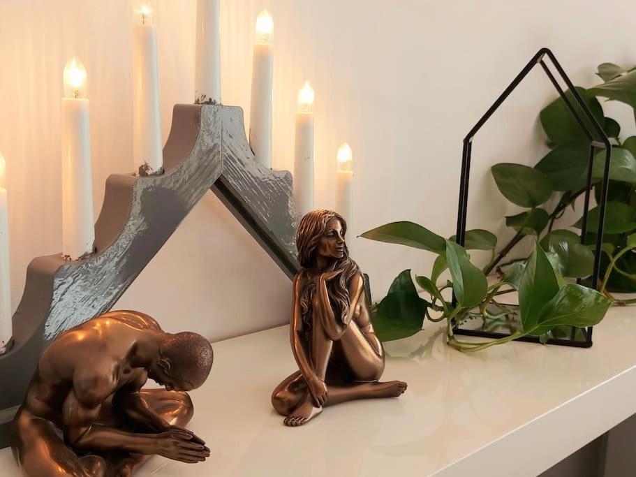 Cosy Boutique 61 Sqm Apartment - Private Parking - Ten Blocks Residence Bucarest Extérieur photo